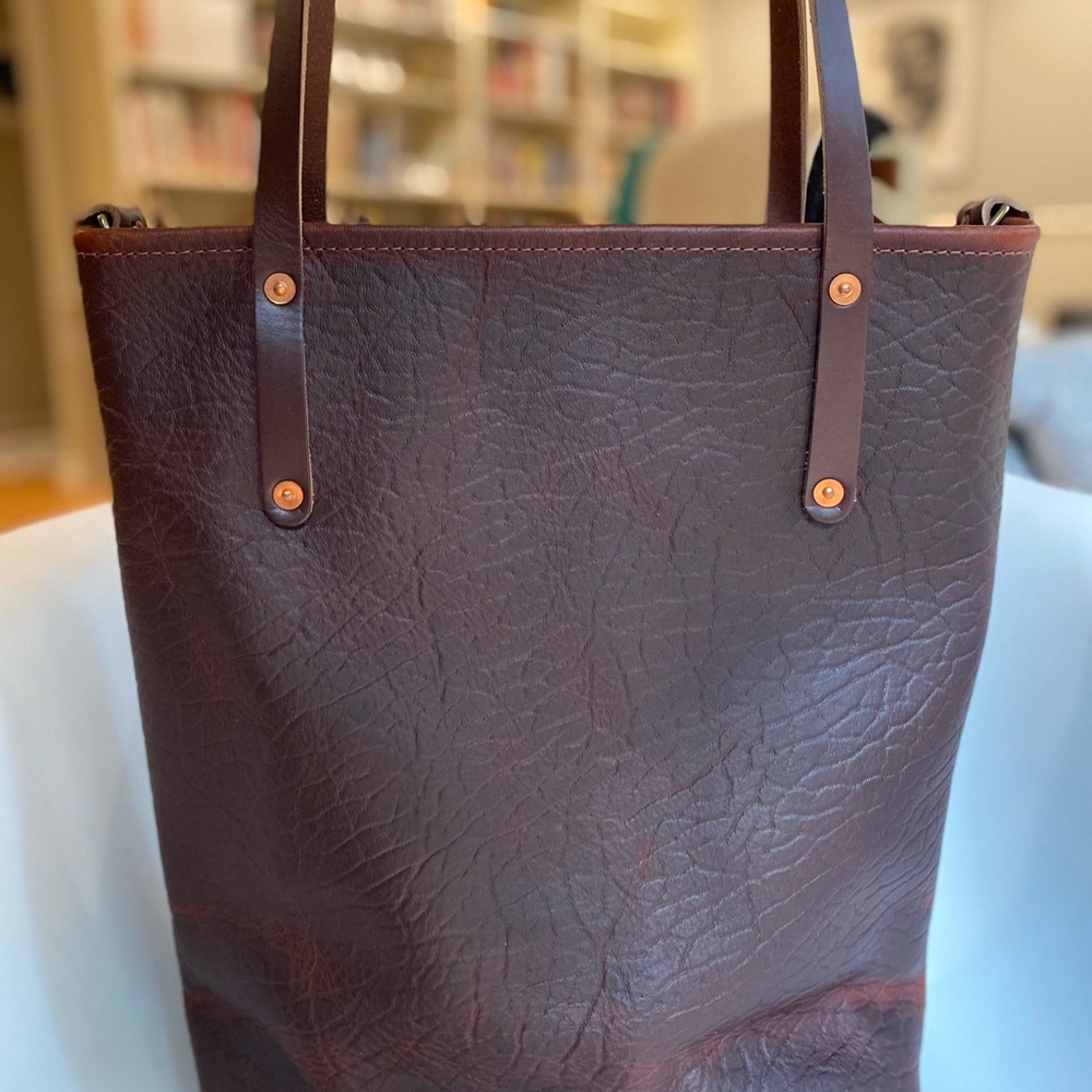 NEW cherry bison limited edition Go Forth Goods deluxe large slim avery tote - Picture 3 of 5